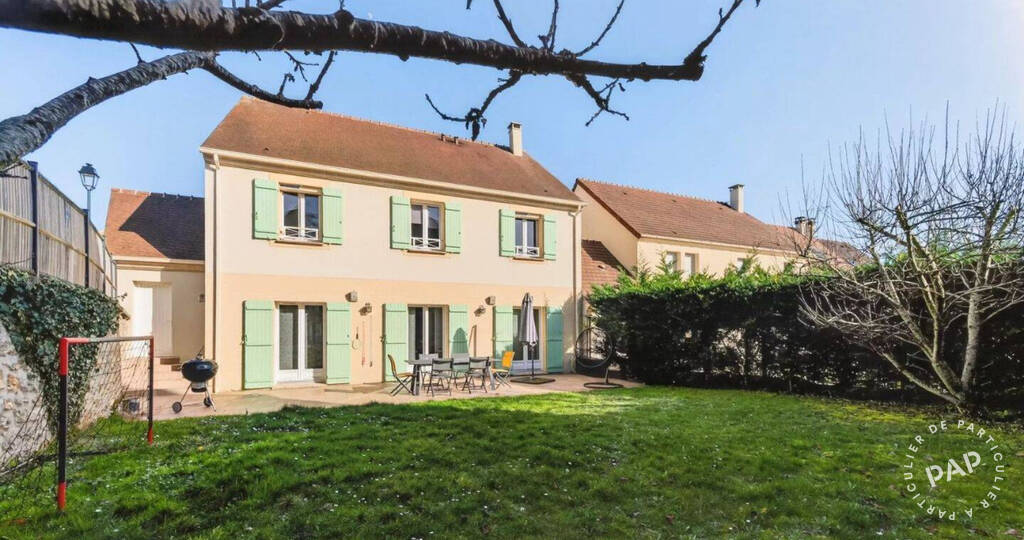 House Avenue de l'Europe in Guyancourt
