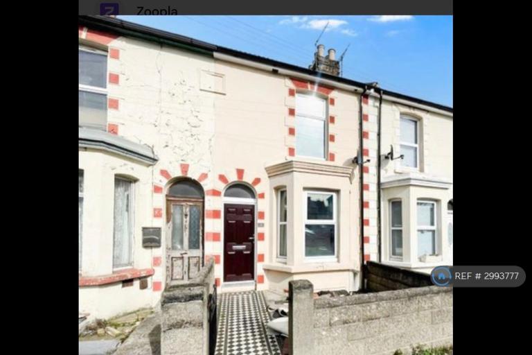 House Waterloo Road in Gillingham