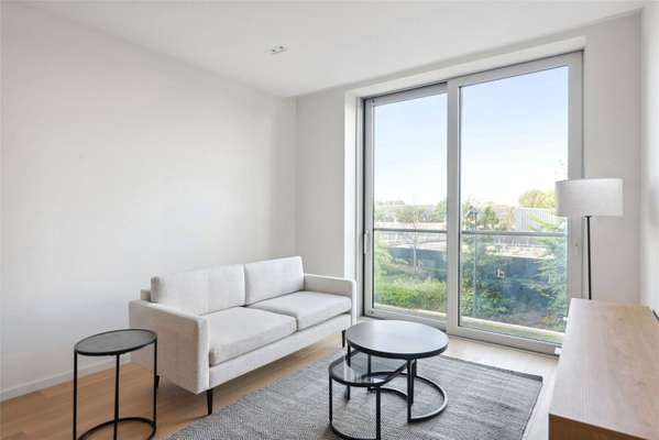 Flat Lillie Square in Greater London