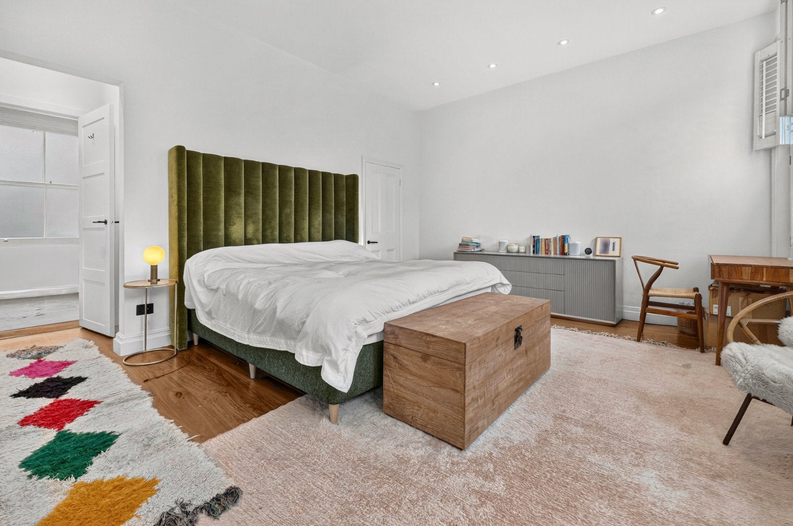 House Frithville Gardens in Greater London