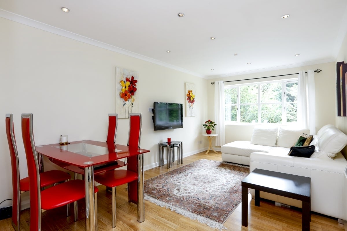 Flat Wimbledon Park Side in Greater London