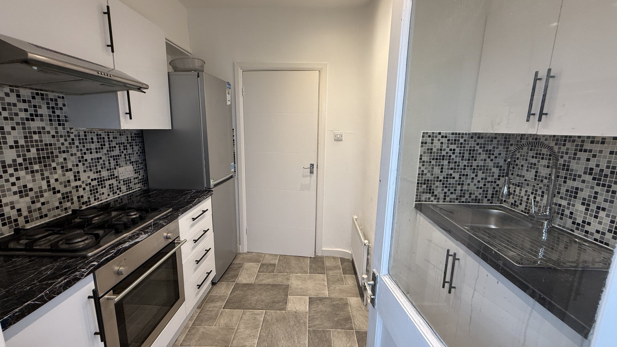 Flat Burns Road in Greater London
