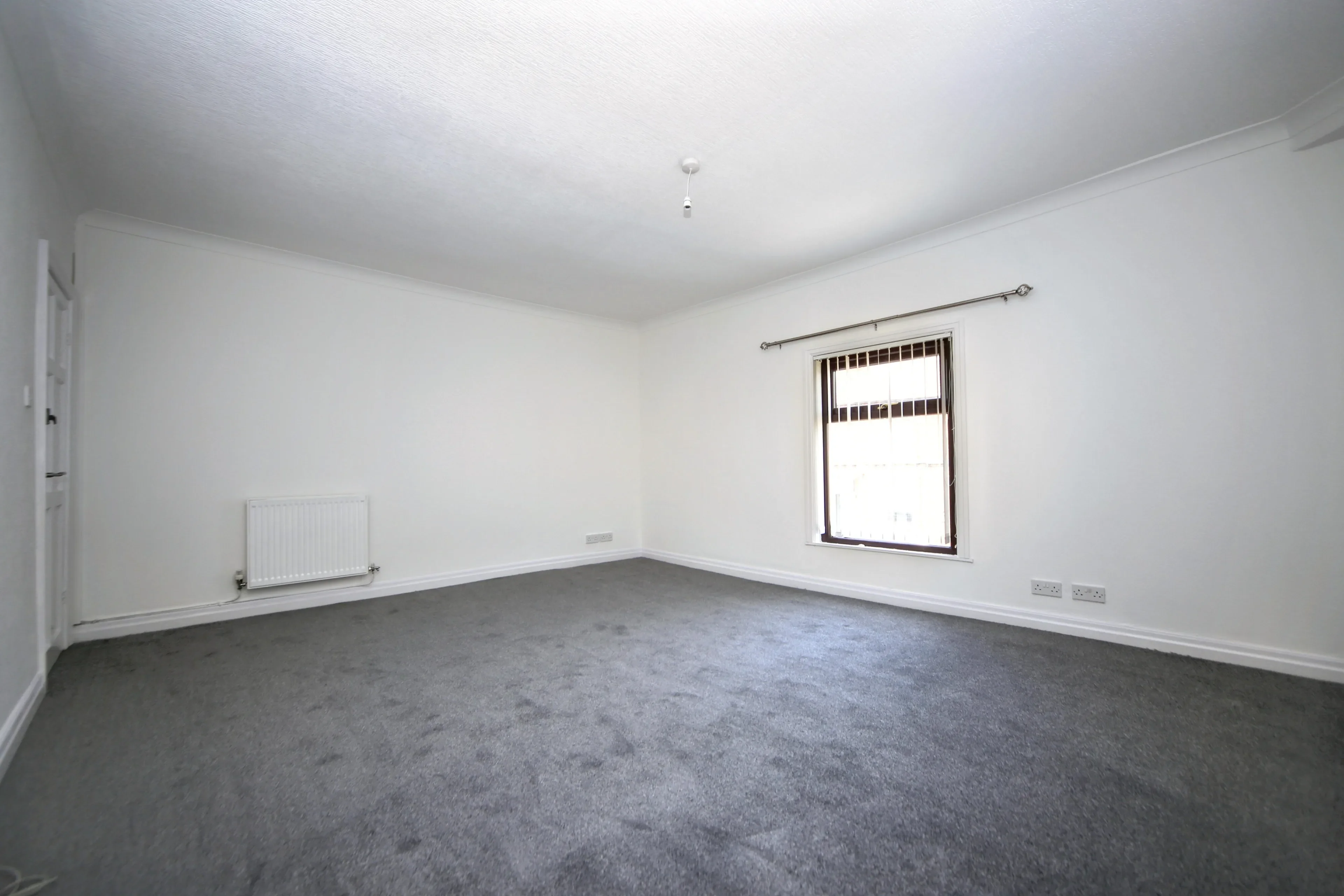 Flat Ormskirk Road in Wigan