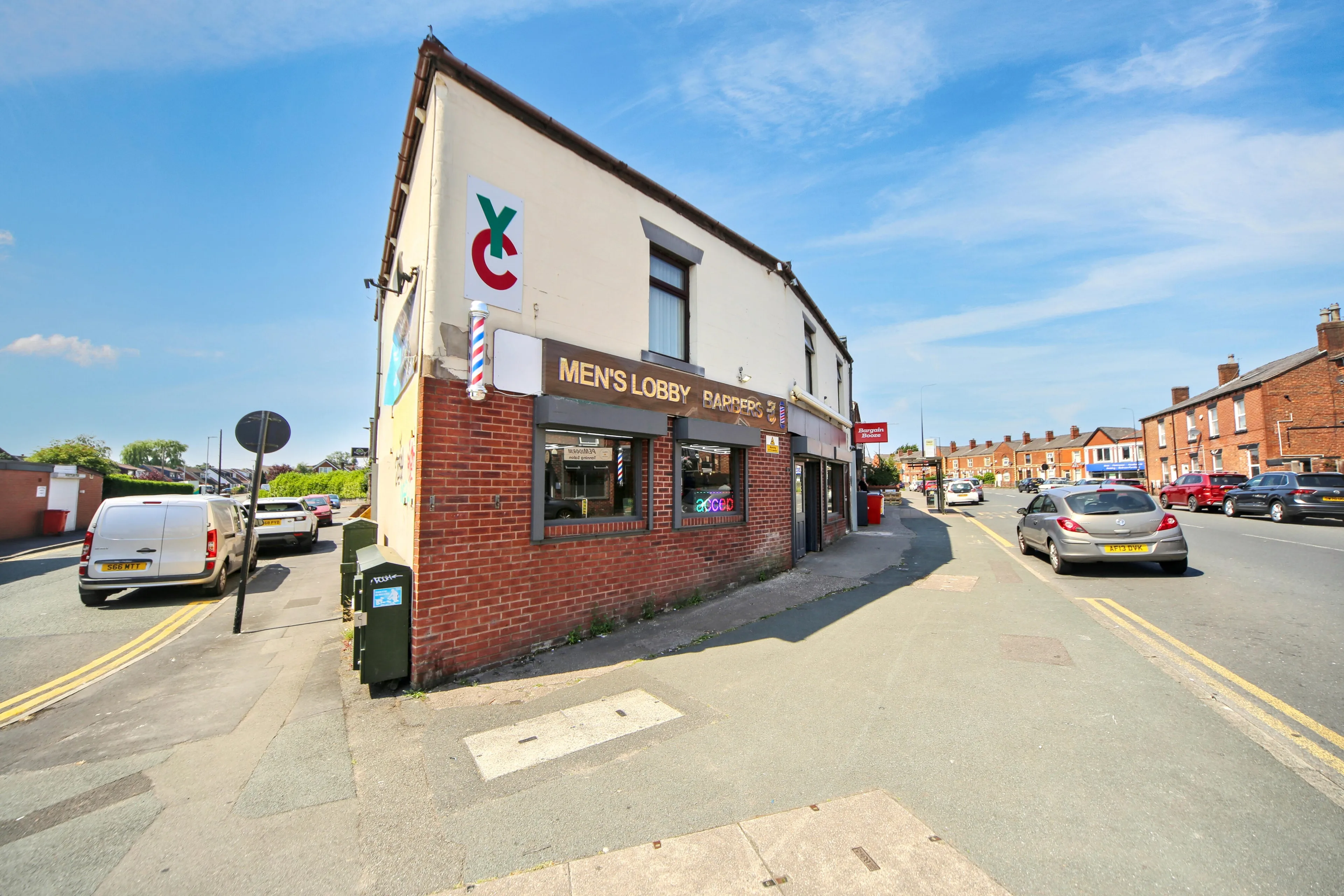 Flat Ormskirk Road in Wigan