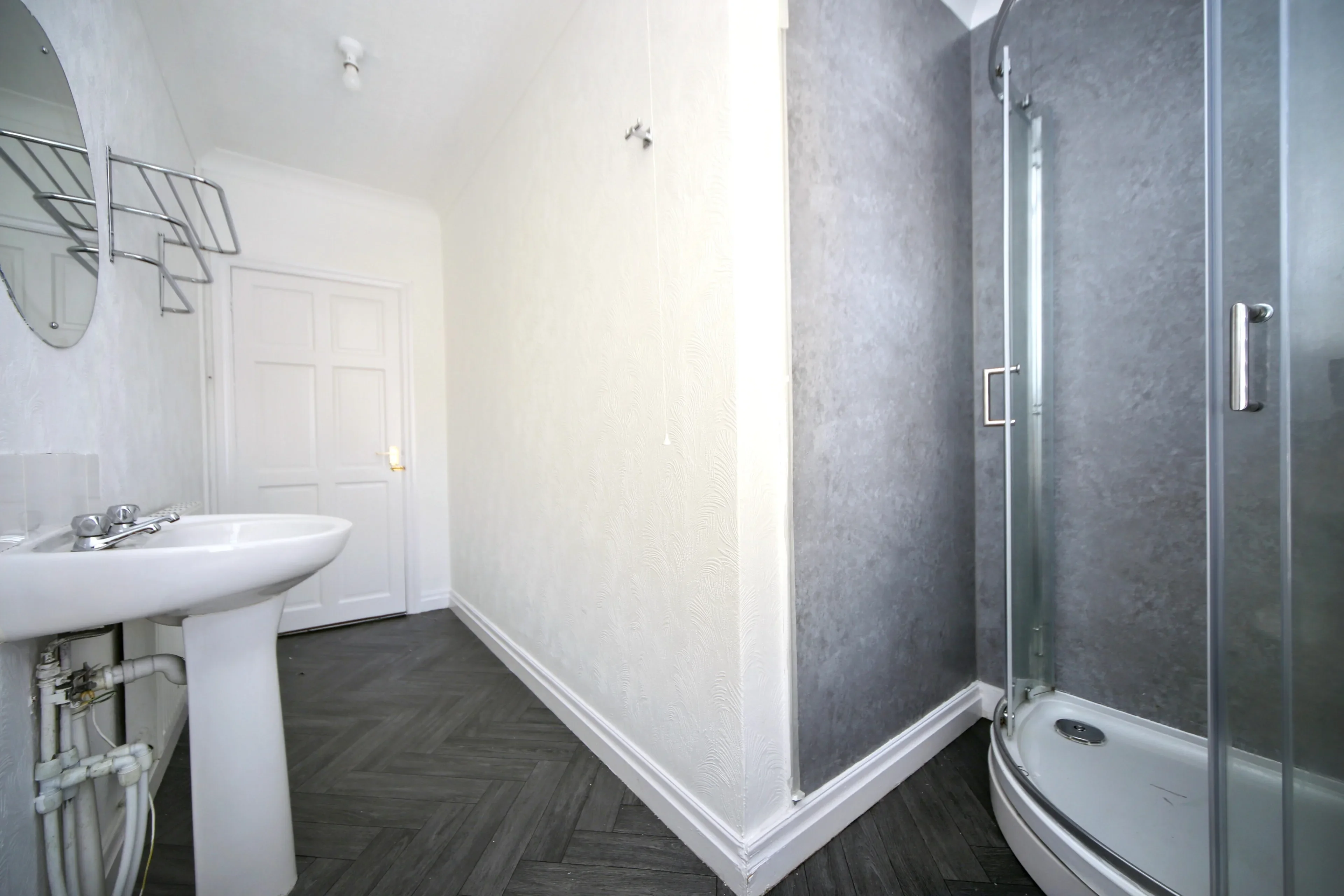 Flat Ormskirk Road in Wigan