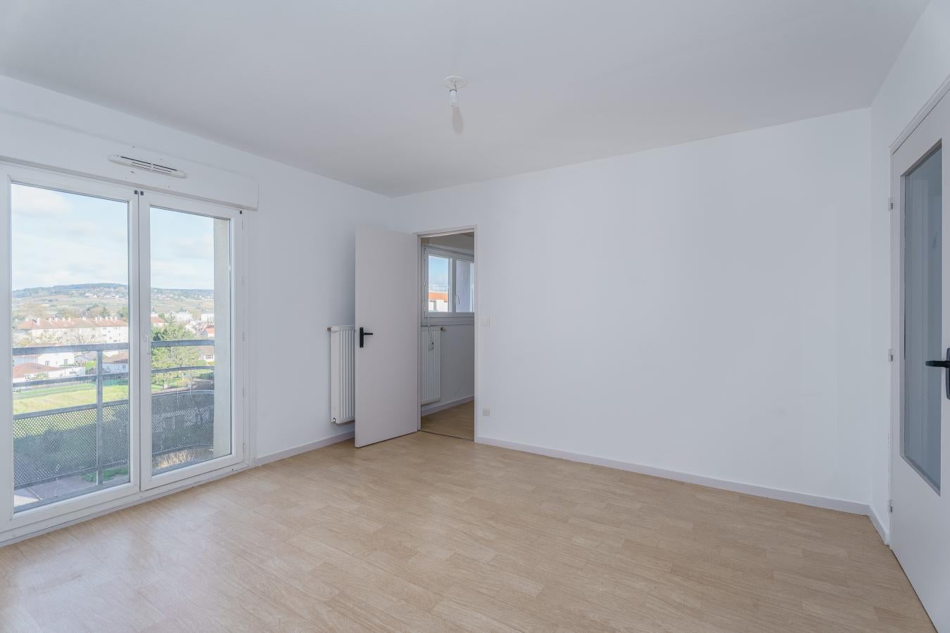 Flat Place Saint-Exupéry in Beaune