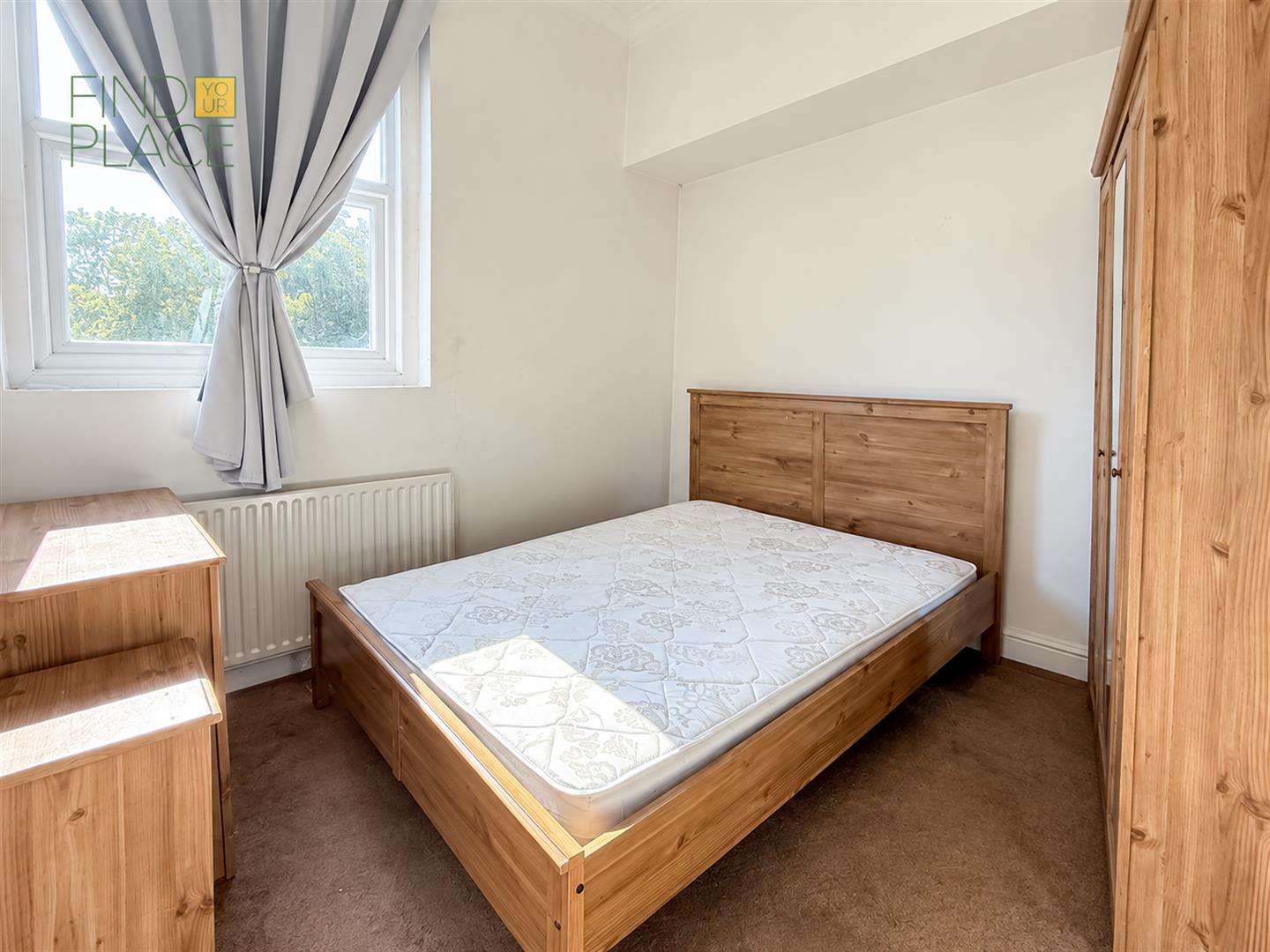 Flat Ladbroke Grove in Greater London