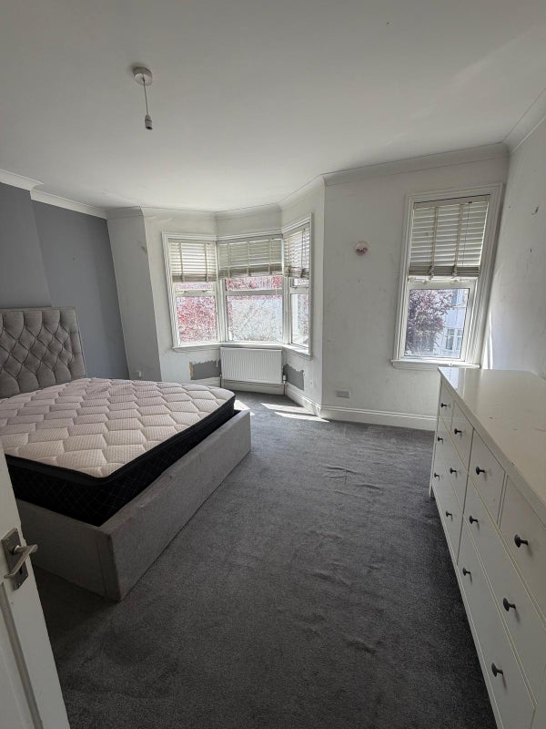 Room Gatling Road in Greater London