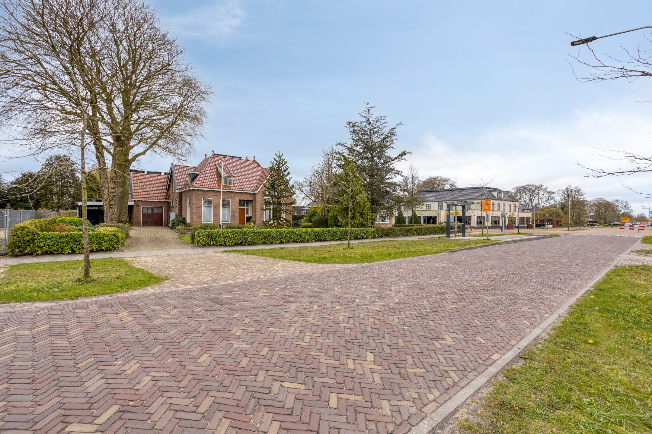 Vrijstaande woning te koop: Rijksstraatweg 38, Hurdegaryp