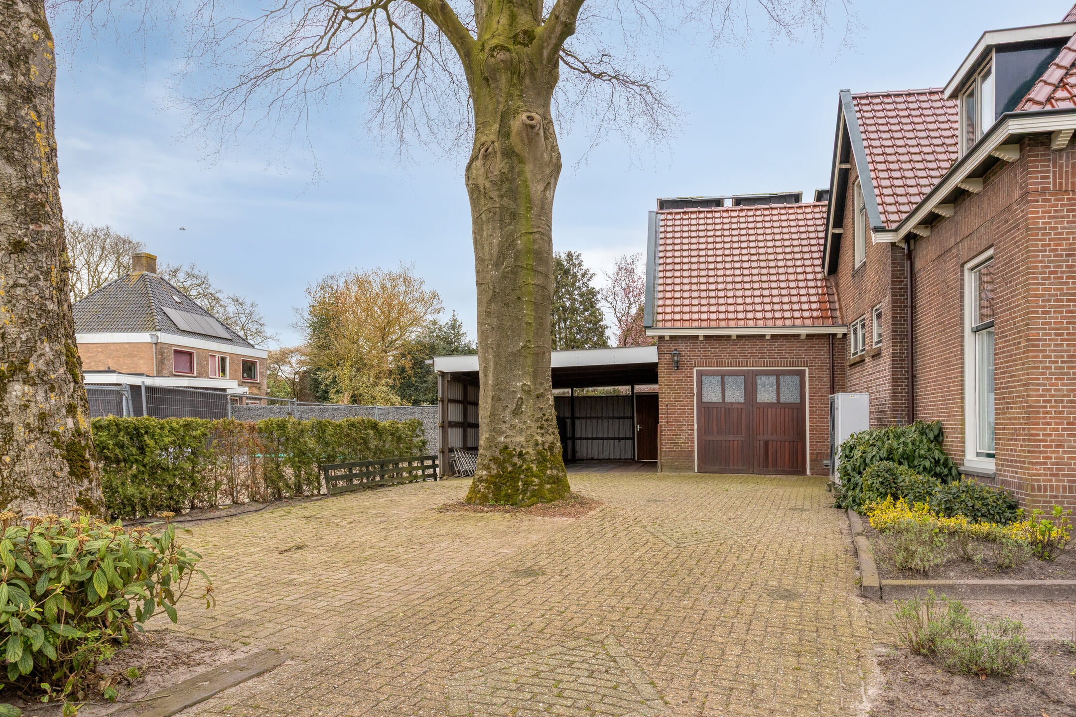 Vrijstaande woning te koop: Rijksstraatweg 38, Hurdegaryp
