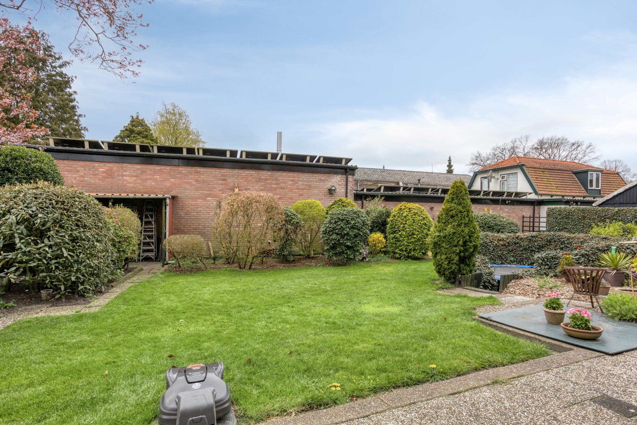Vrijstaande woning te koop: Rijksstraatweg 38, Hurdegaryp