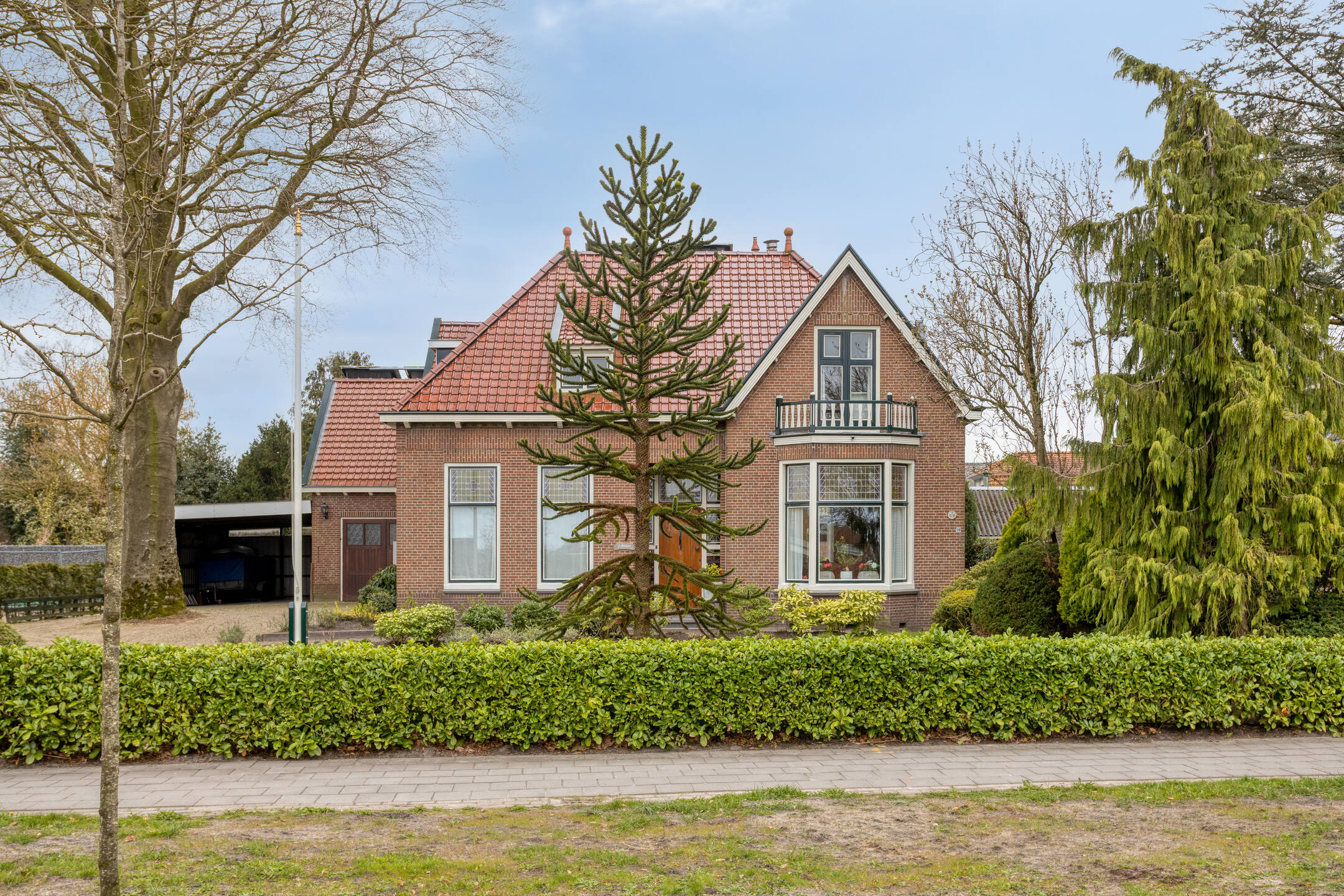 Vrijstaande woning te koop: Rijksstraatweg 38, Hurdegaryp