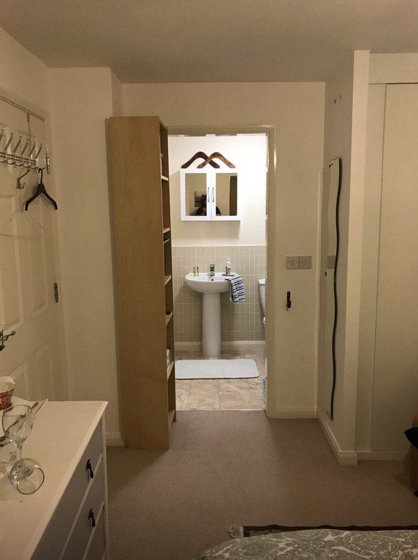 Room Pentland Drive in North Kesteven