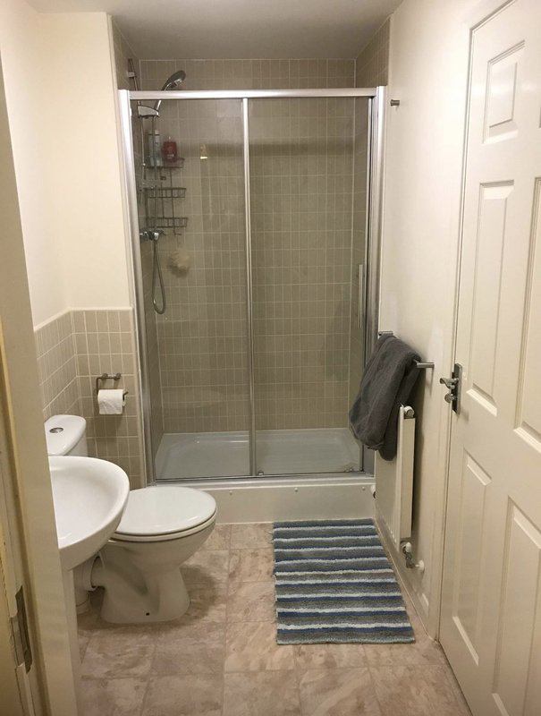 Room Pentland Drive in North Kesteven
