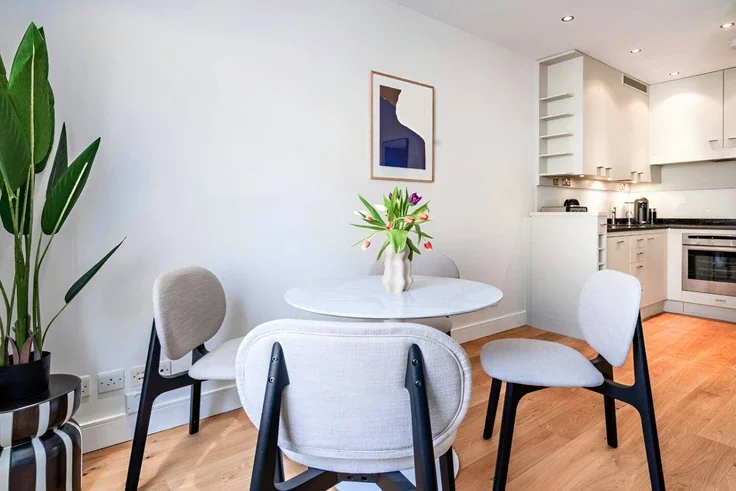 Flat Covent Garden in City of Westminster