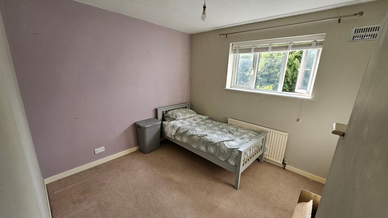 Room Gladstone Street in Bristol