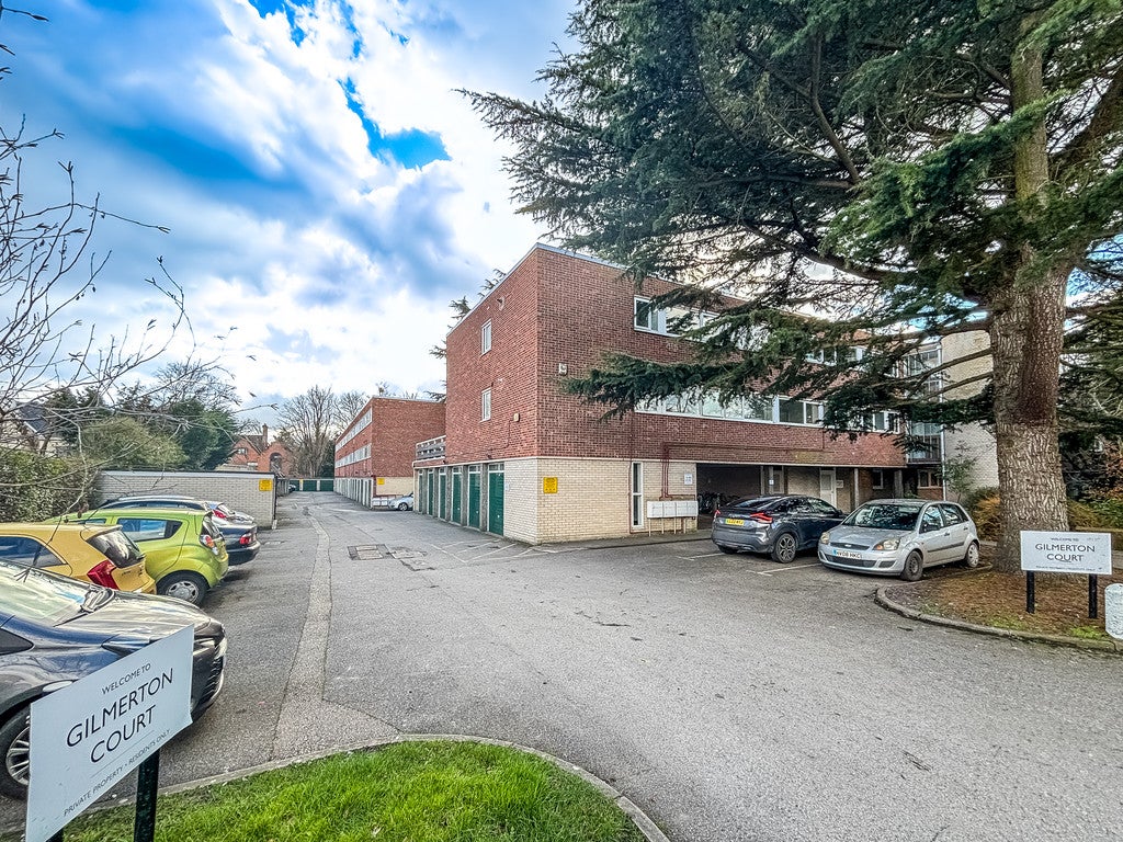 Flat Gilmerton Court in Cambridge