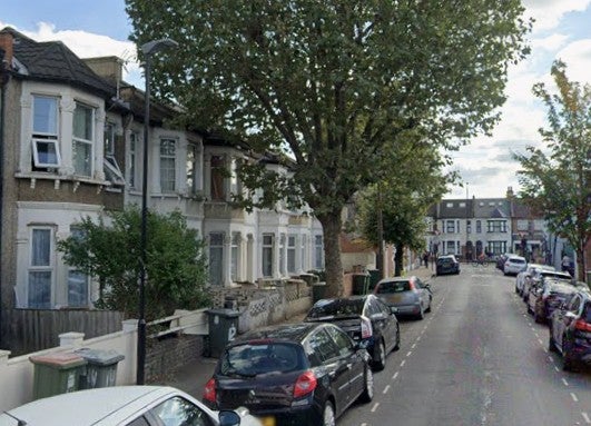 House Aintree Avenue in Greater London