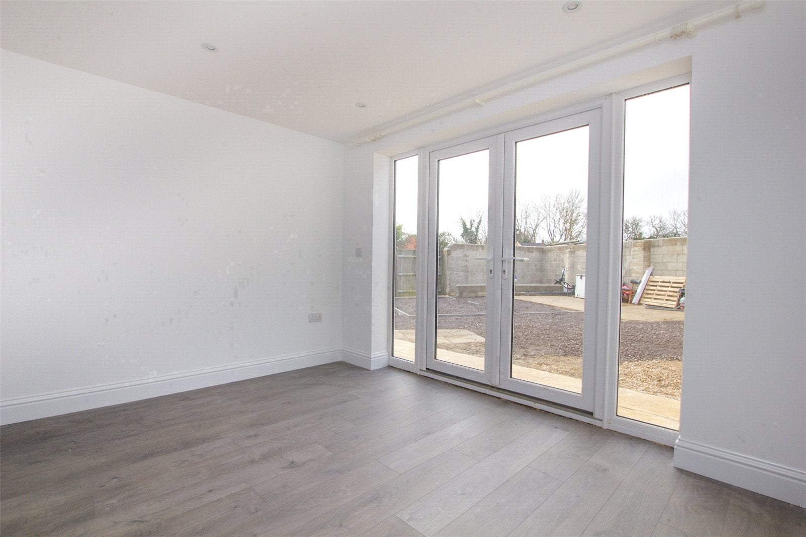 Flat Taphouse Avenue in West Oxfordshire