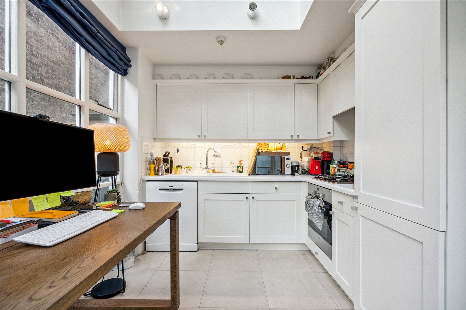 Flat Observatory Gardens in Greater London