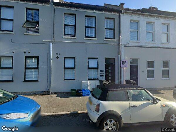 Flat Bath Road in Bristol