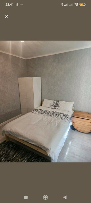 Room Stenhouse Avenue West in City of Edinburgh