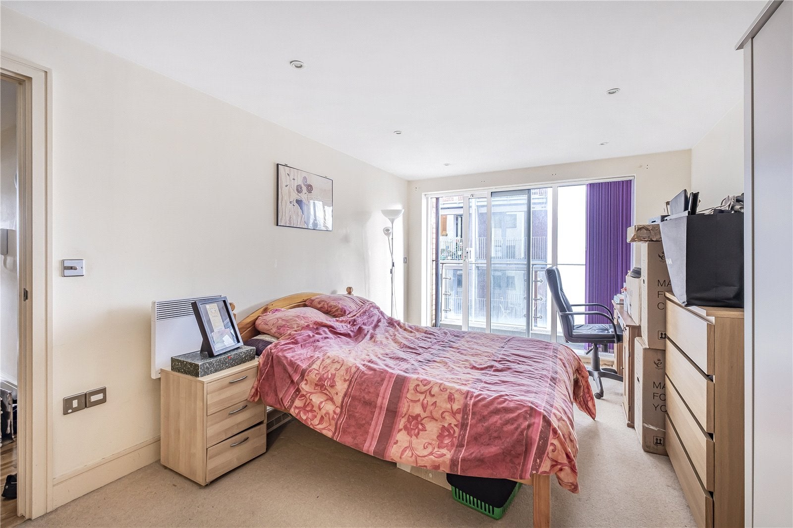 Flat Coach House Mews in Greater London