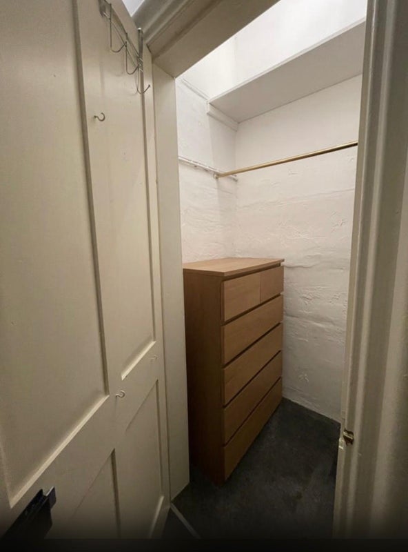 Flat Marchmont Road in City of Edinburgh