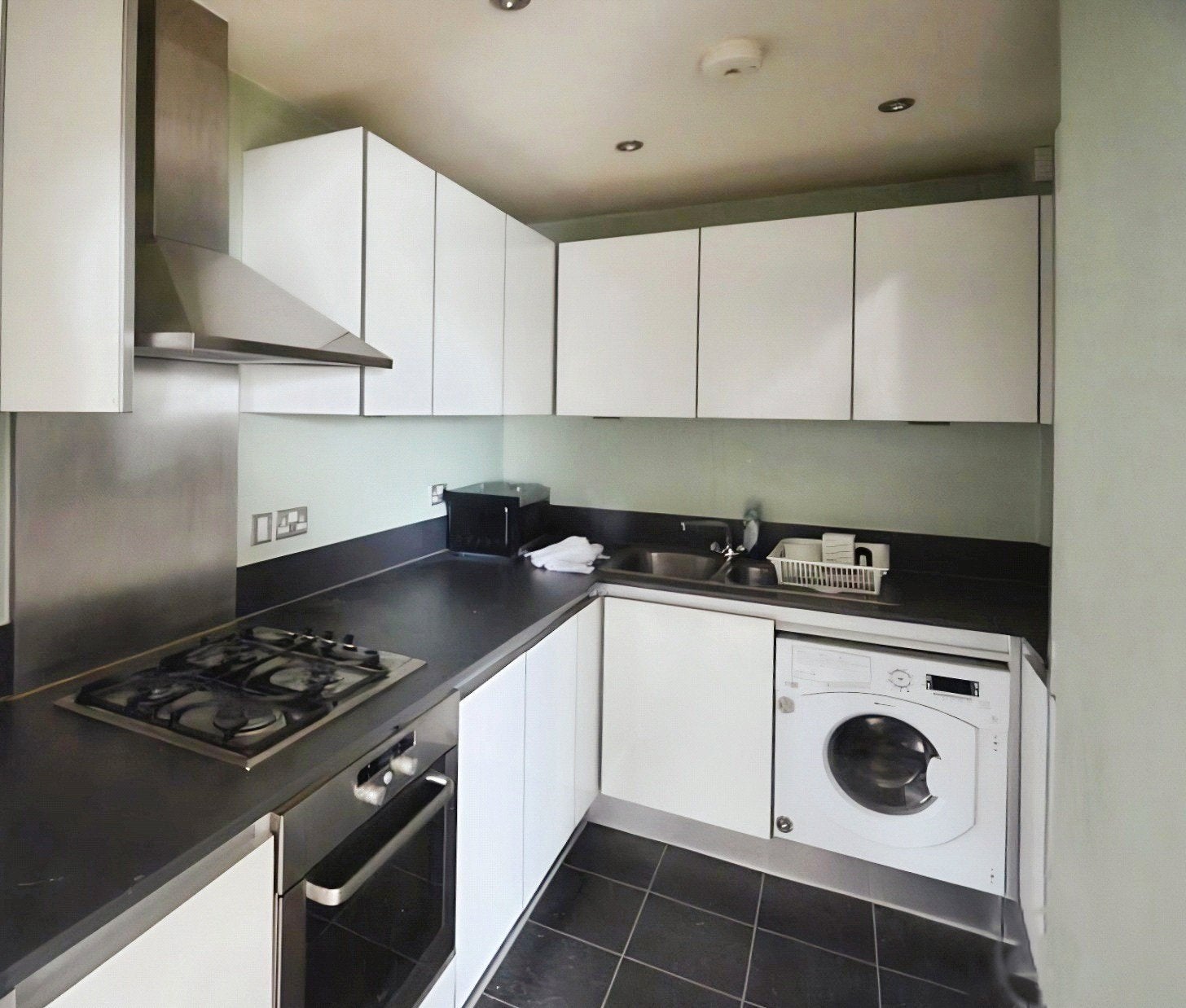 Flat Vicarage Road in Borough of Runnymede