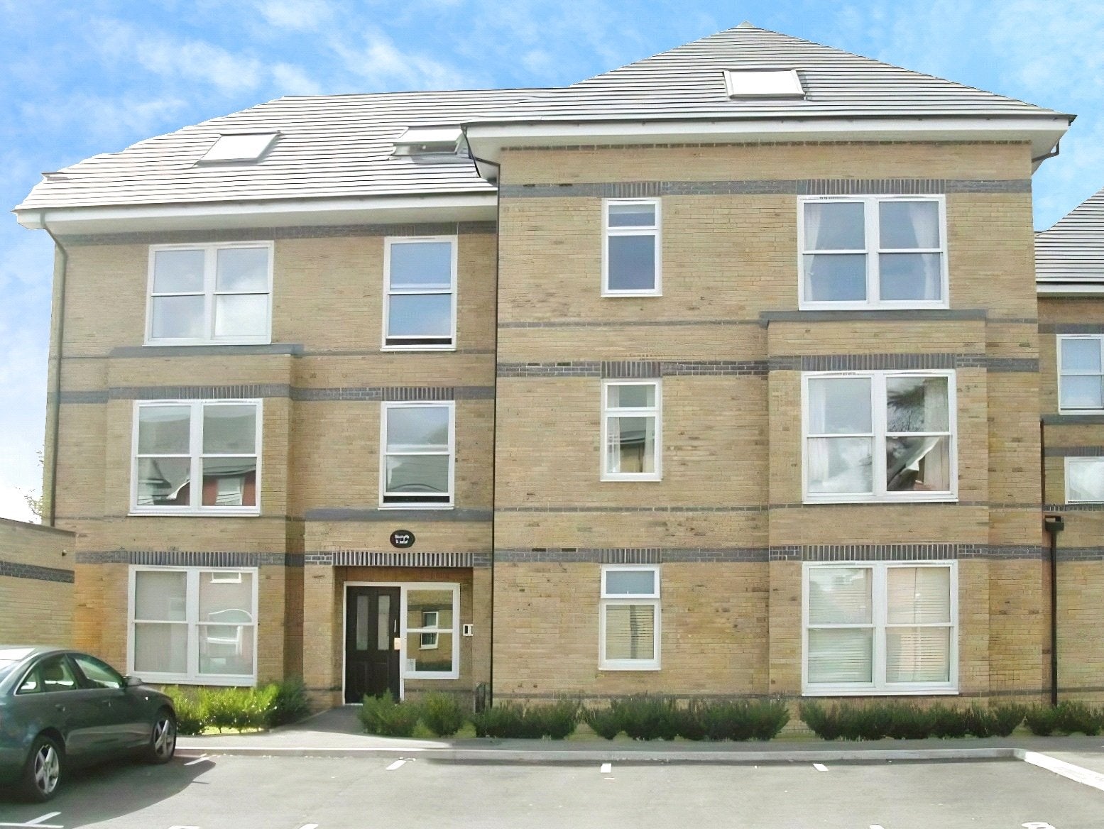 Flat Vicarage Road in Borough of Runnymede