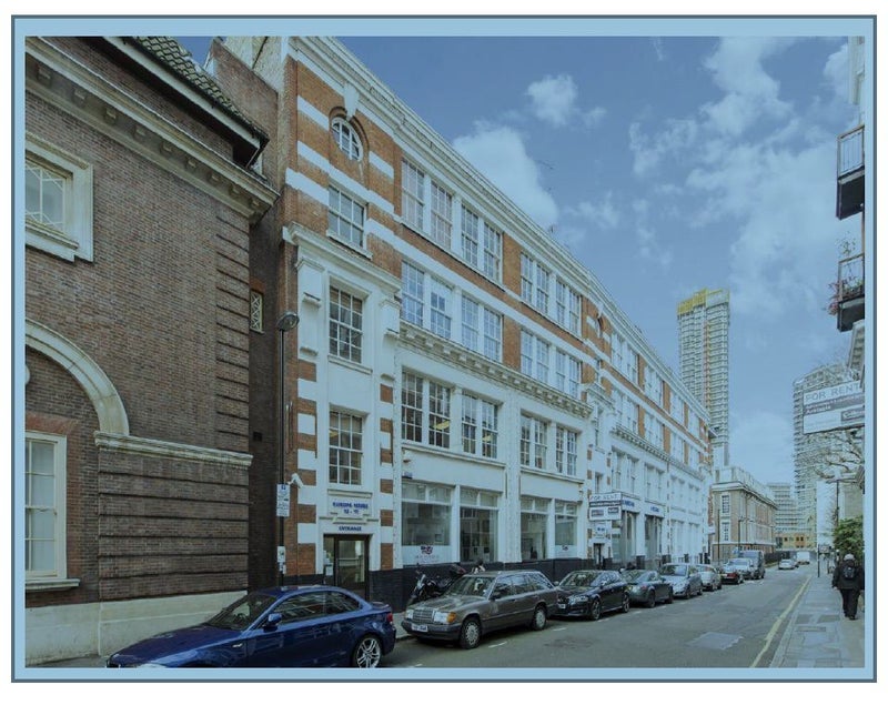 Flat Norman Street in Greater London