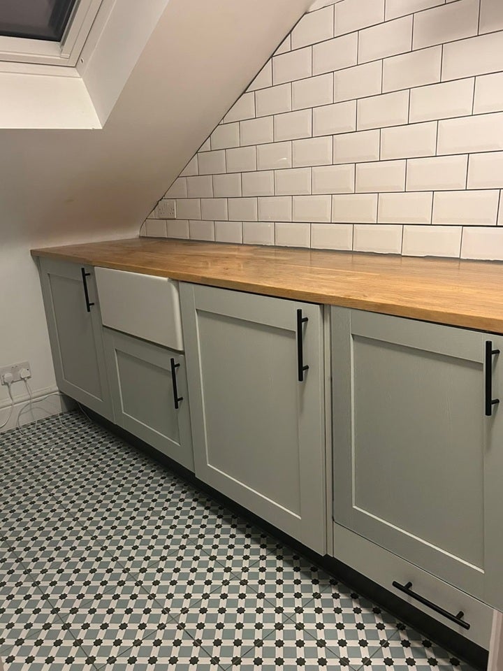 Room High Street in Greater London