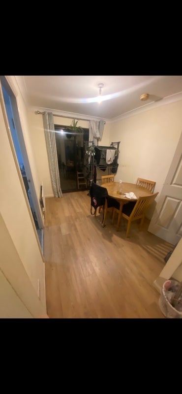 Room Beaulieu Avenue in Greater London