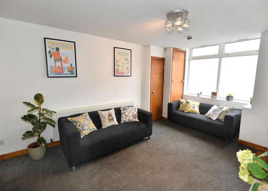 Room Brailsford Road in Manchester
