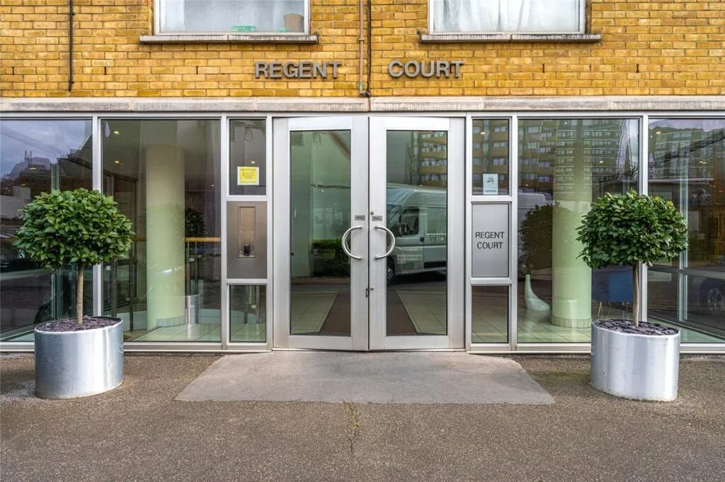 Flat Lodge Road in City of Westminster