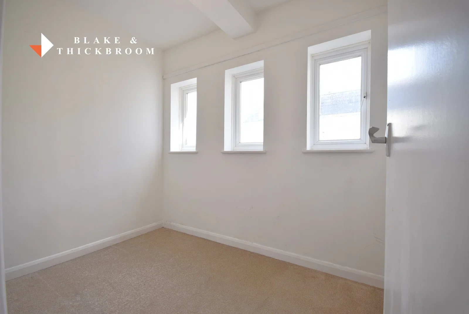 Flat Marine Parade East in Clacton-on-Sea