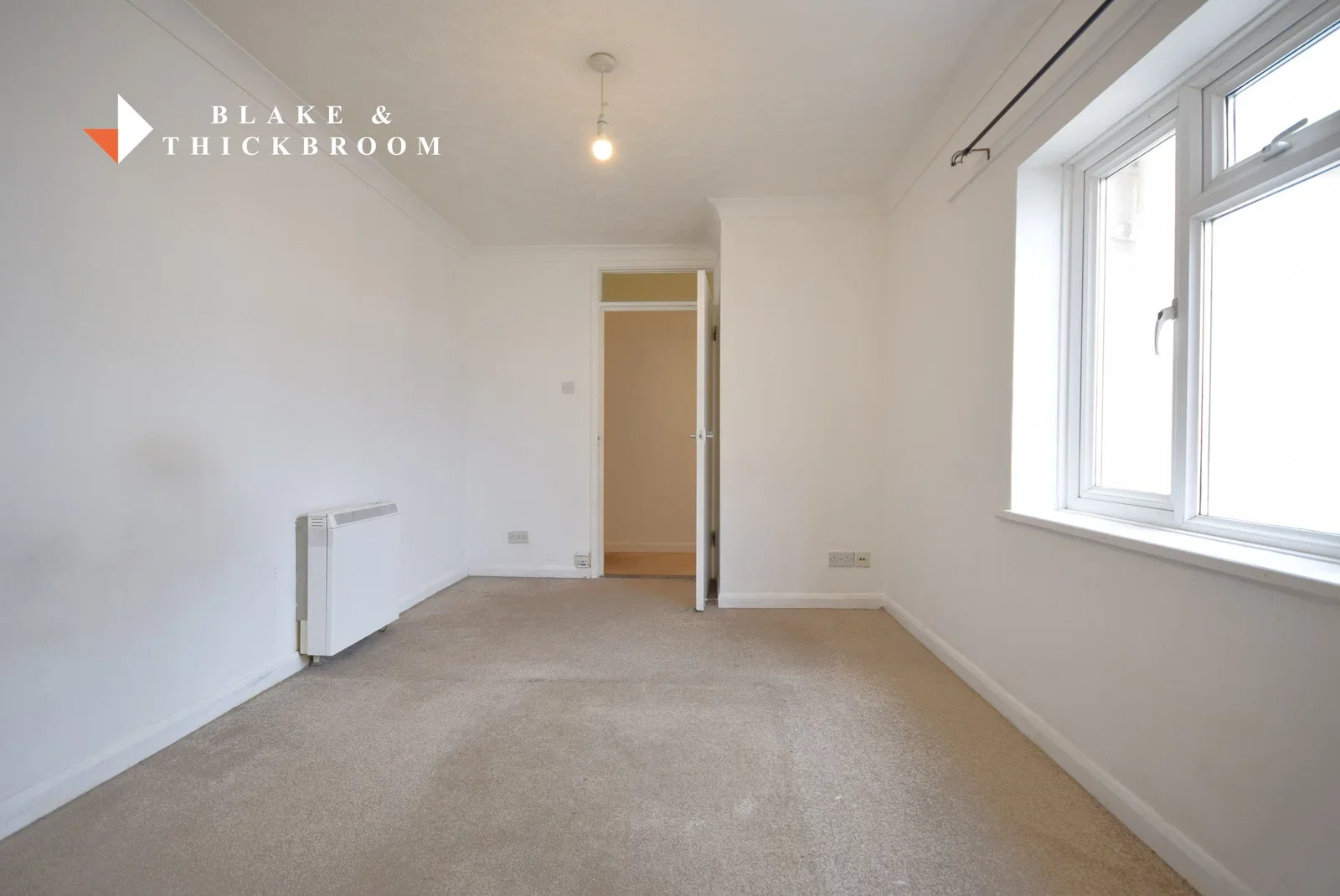 Flat Marine Parade East in Clacton-on-Sea