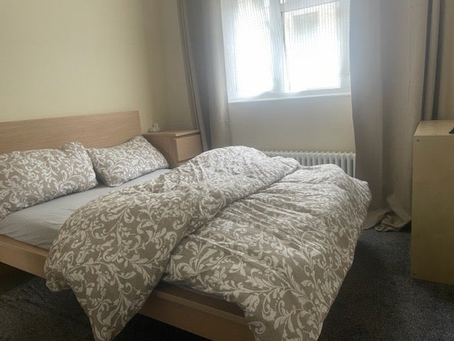 Room St. Pancras Way in Greater London