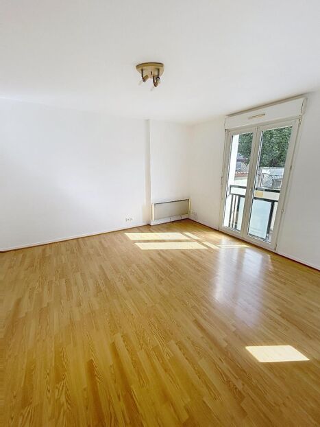 Appartement Place Drouet d'Erlon à Reims