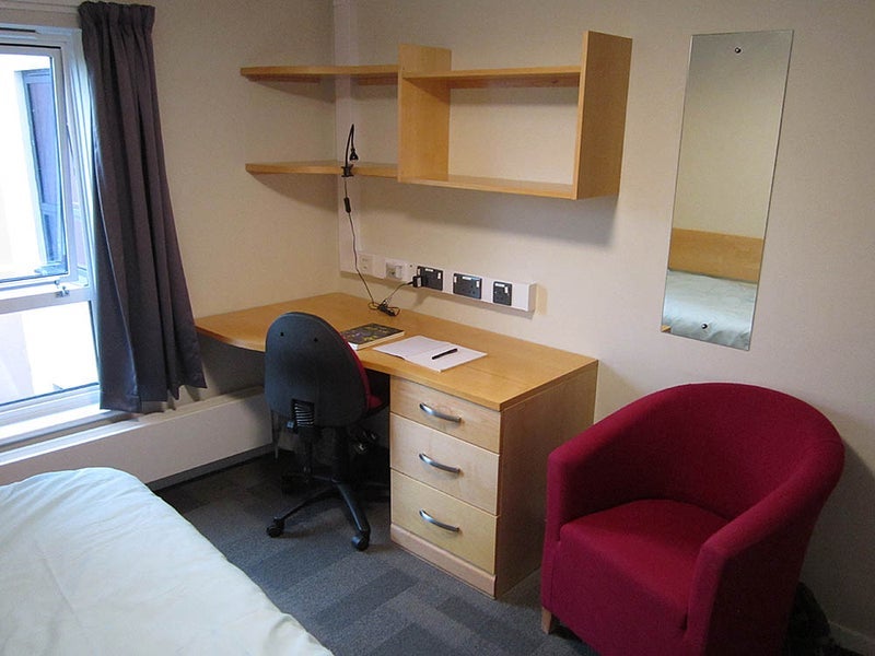 Room Lower Clifton Hill in Bristol