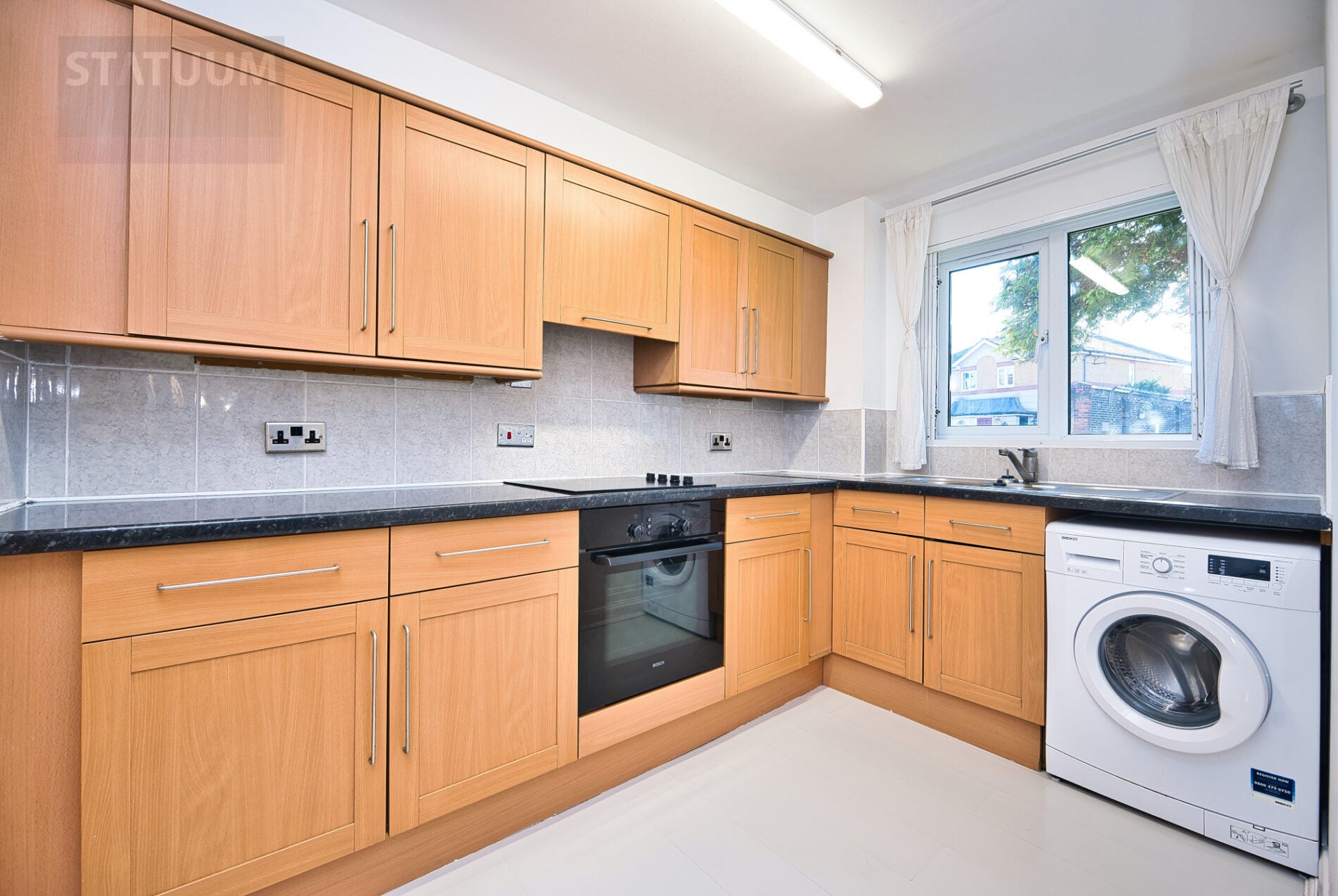 Flat Abbey Lane in Greater London