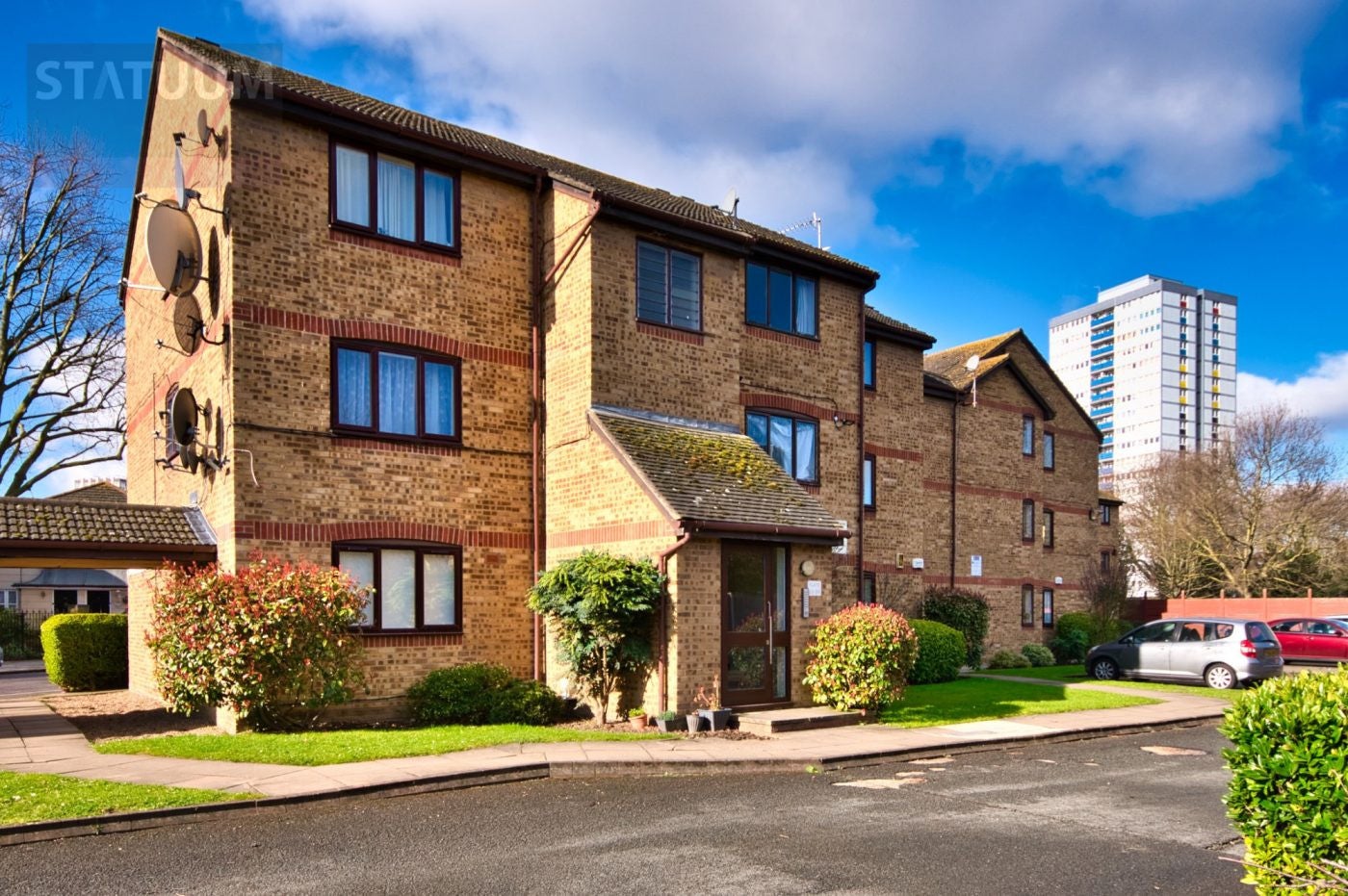 Flat Abbey Lane in Greater London