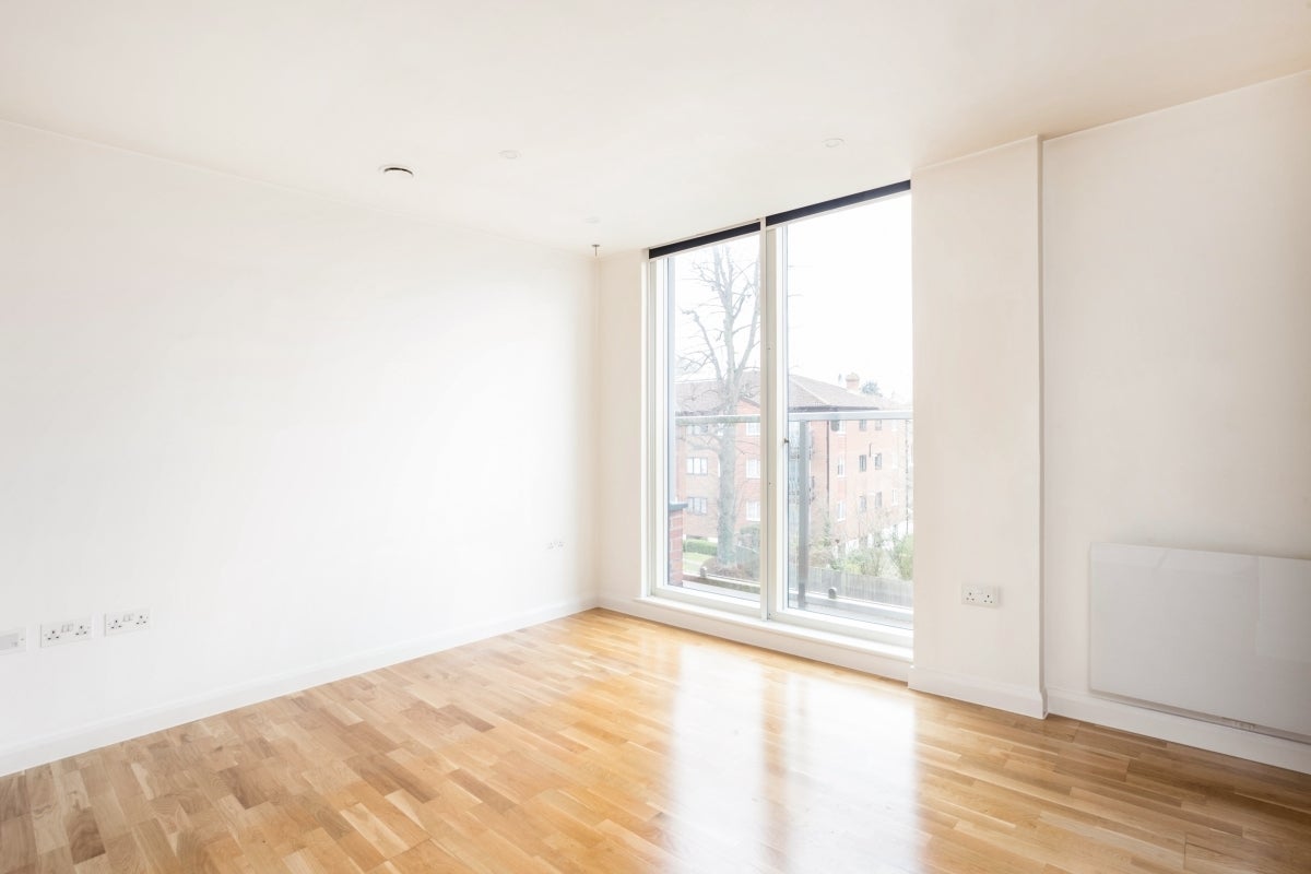 Flat Milton Road in Mid Sussex