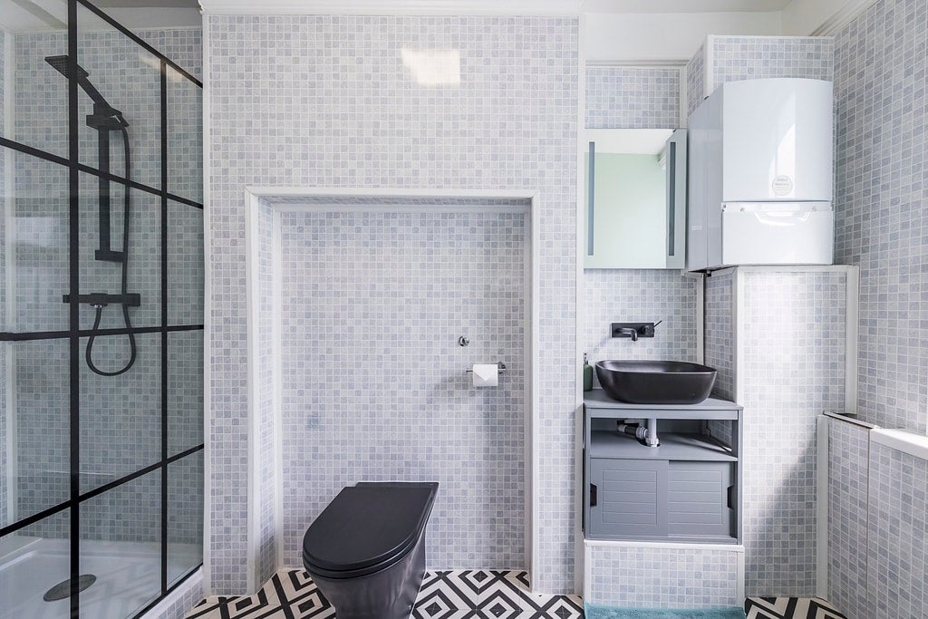 Room Dray Walk in Greater London