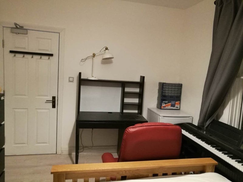 Room New Kent Road in Greater London