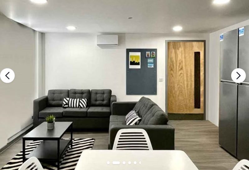 Room Chesser Grove in City of Edinburgh