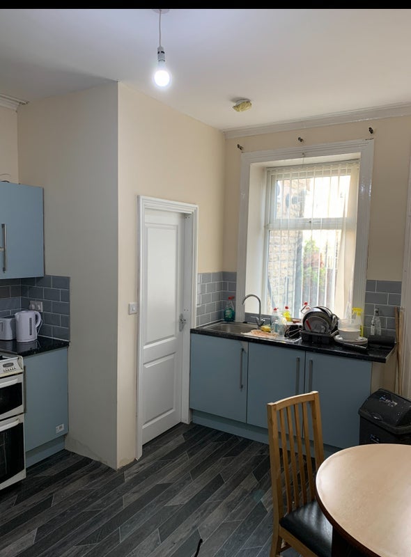 Room Legrams Lane in Bradford