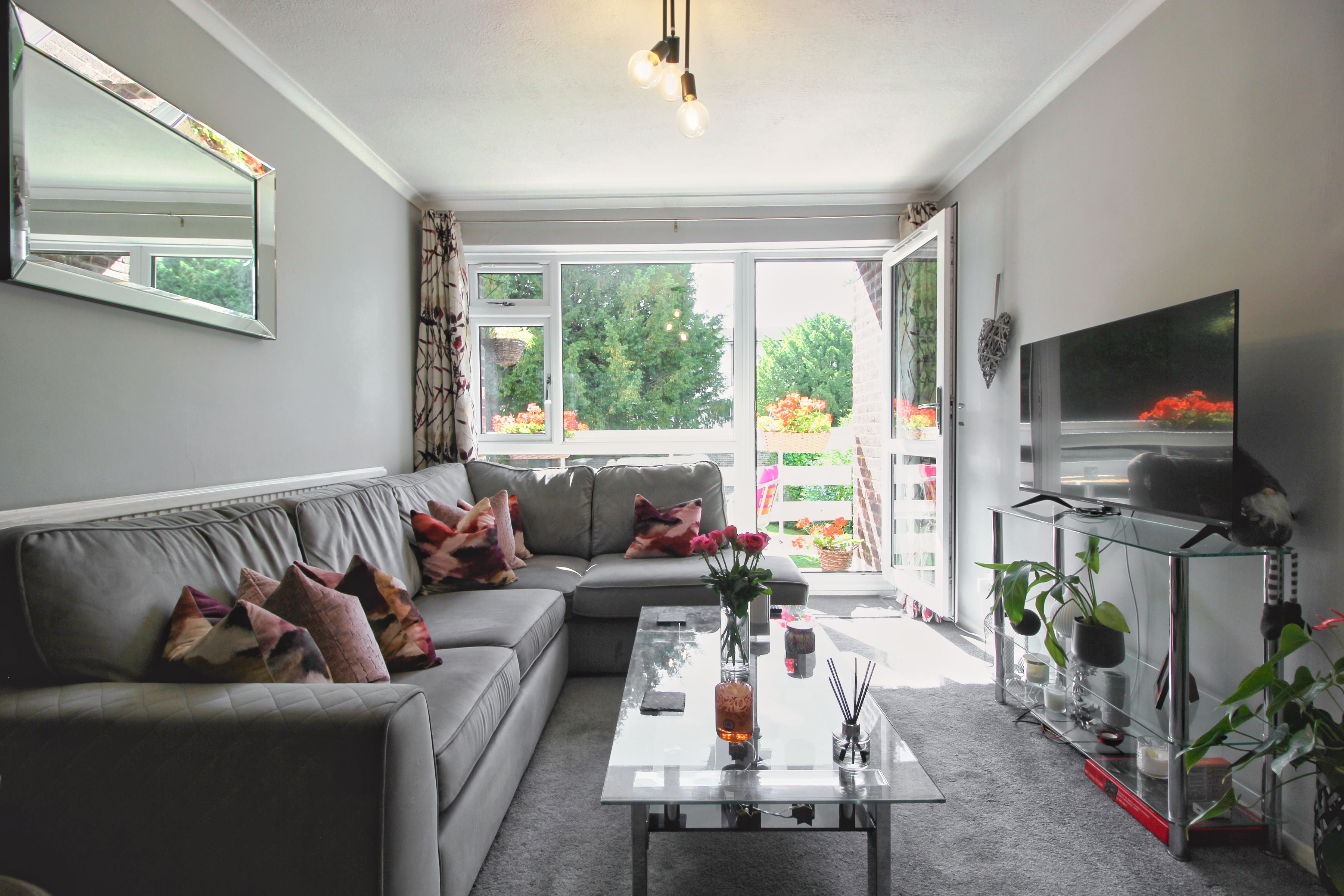 Flat Warwick Road in Reigate and Banstead