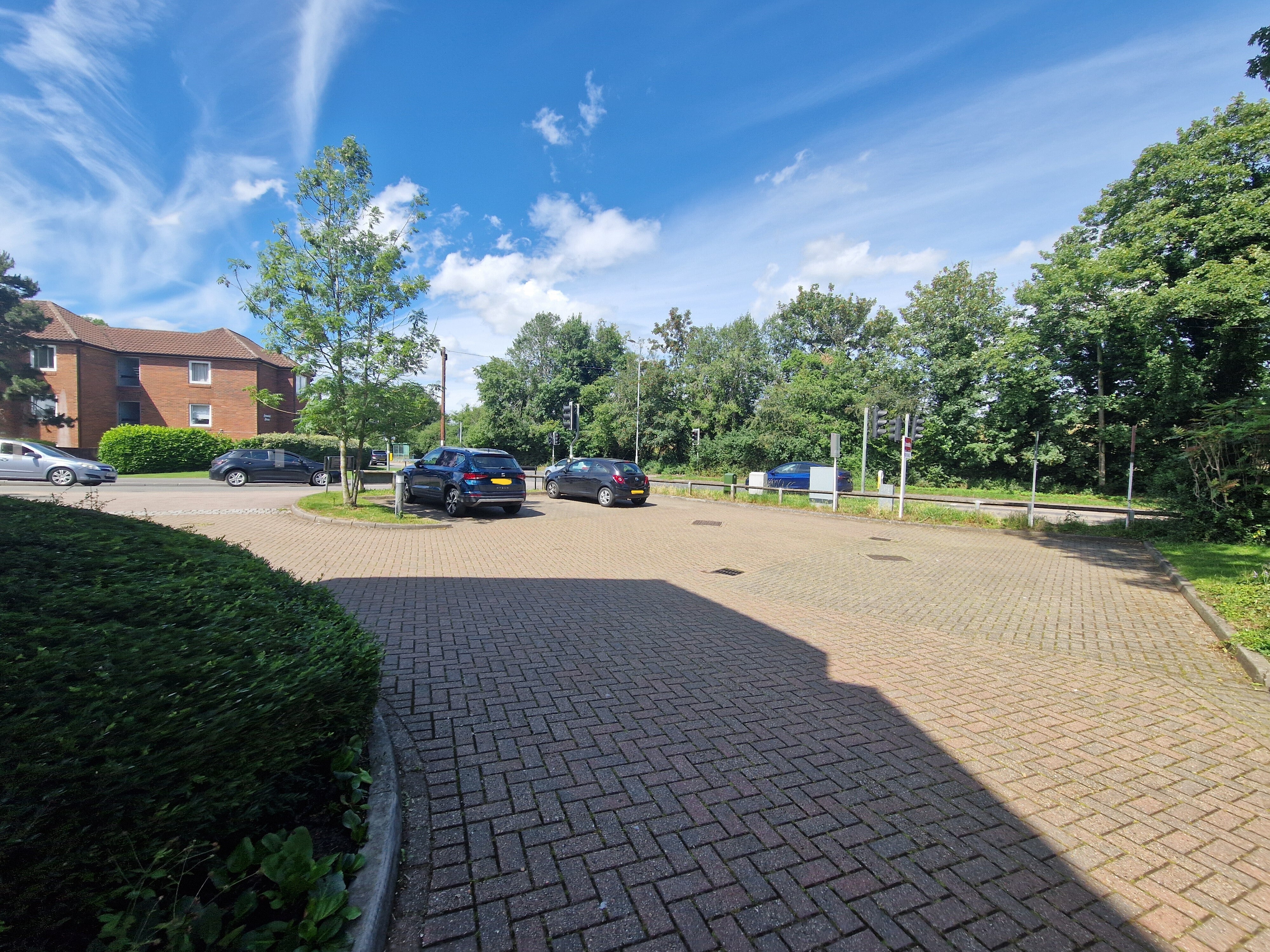 Flat Roundwood Lane in St Albans