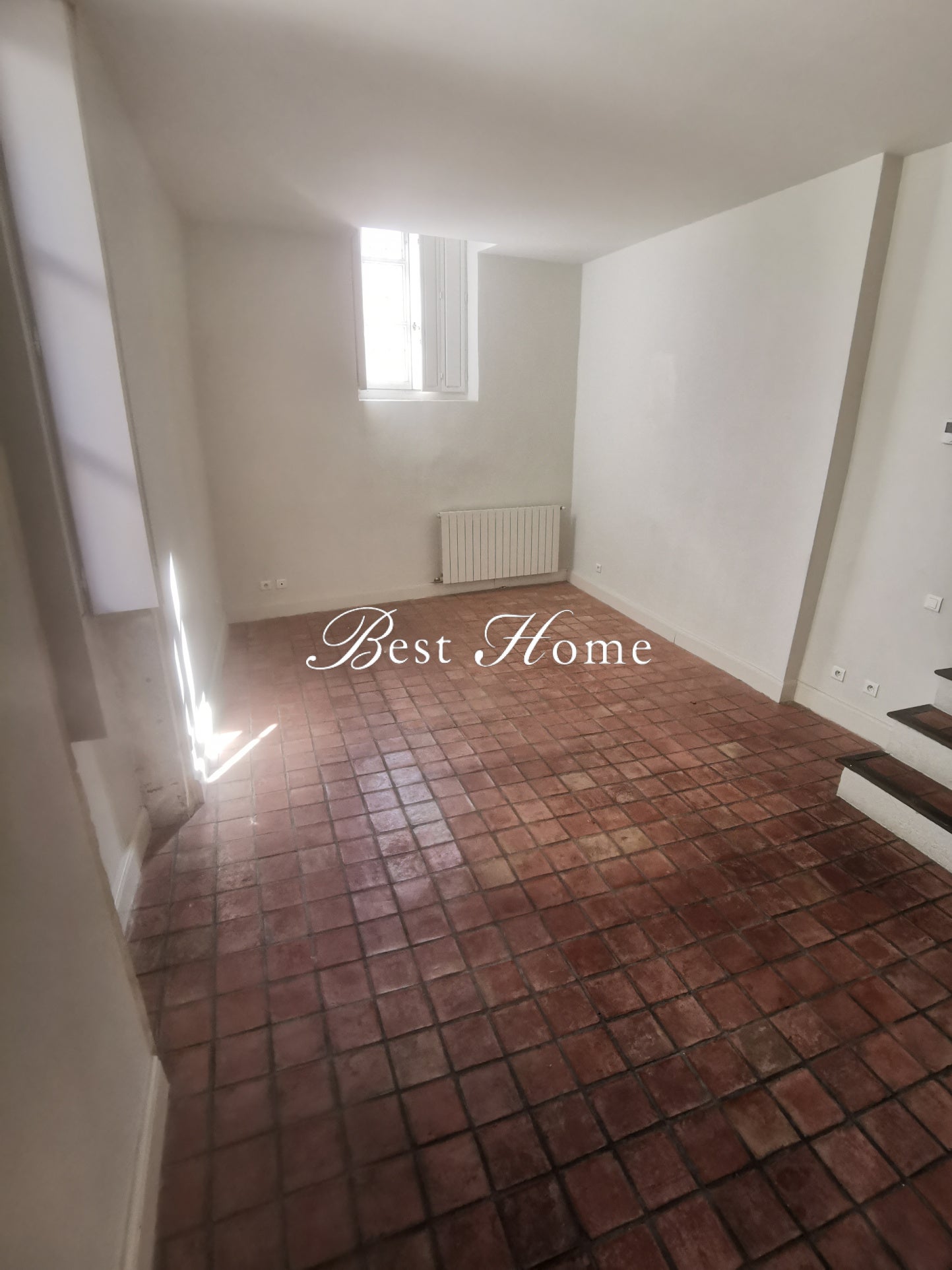 Appartement Place Bellecroix à Nîmes